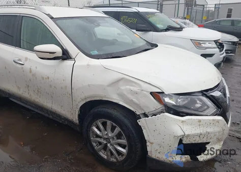 2019 Nissan Rogue Sv z USA, uszkodzony, nr VIN JN8AT2MT9KW256038